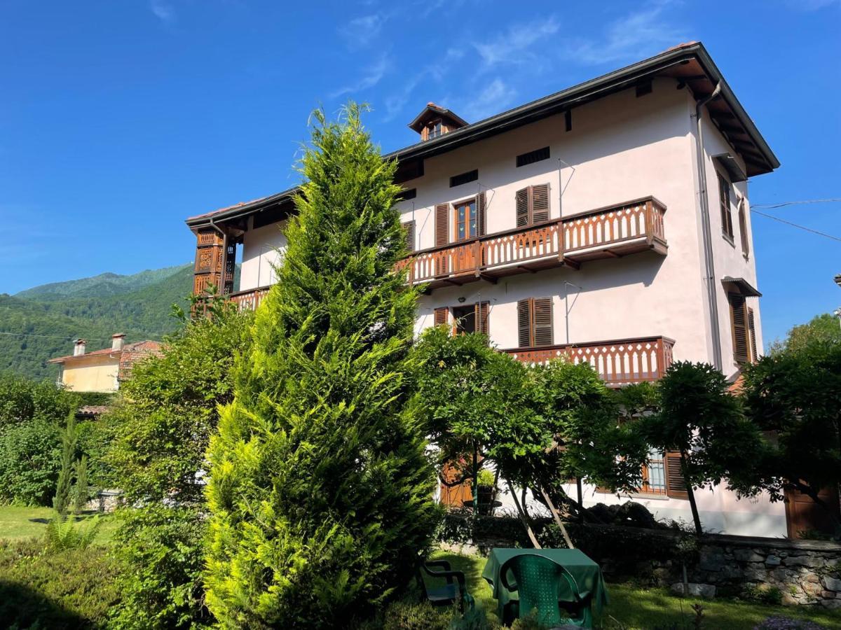 Dimora Fiorita Junior My Holiday Home Varallo Exteriér fotografie